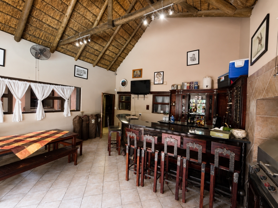 5 Bedroom Property for Sale in Melodie North West